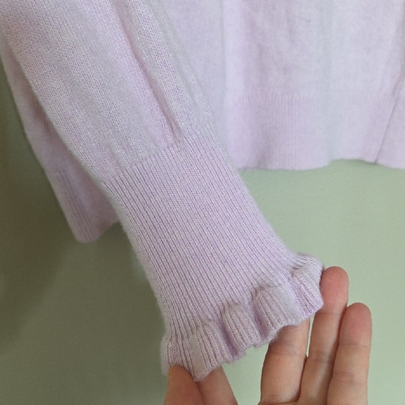 💥Buy2Get1Free💥Banana Republic Pink Crew Neck Sweater - Picture 2 of 4